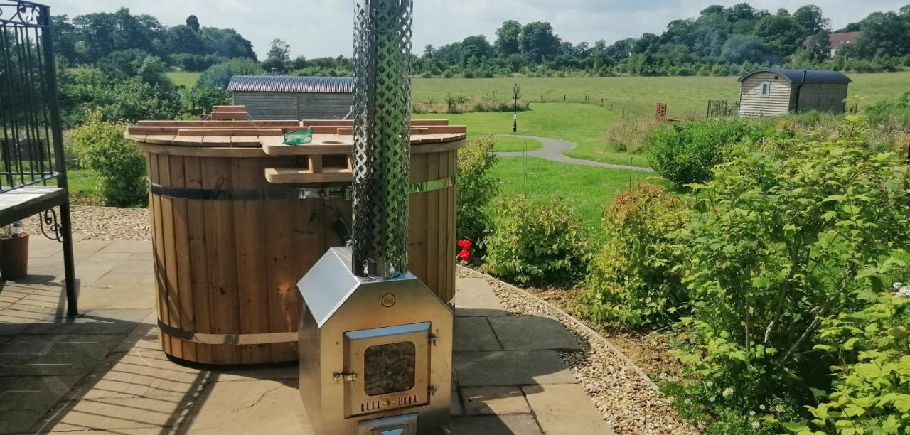 فيلا Fair Farm Hideaway Waltham on the Wolds المظهر الخارجي الصورة
